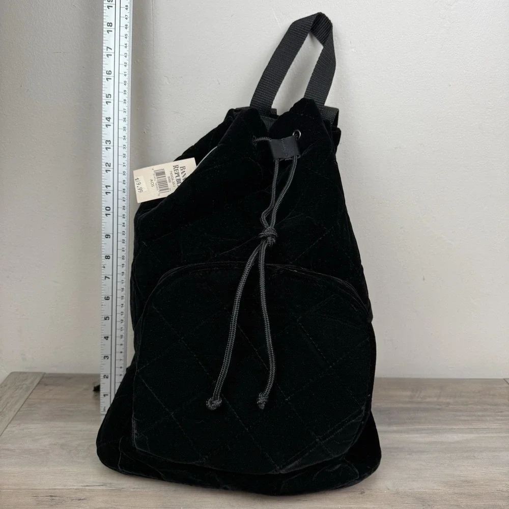 Vtg Banana Republic Backpack‎ Velvet Black Preppy Minimalist 90s Quilted NOS